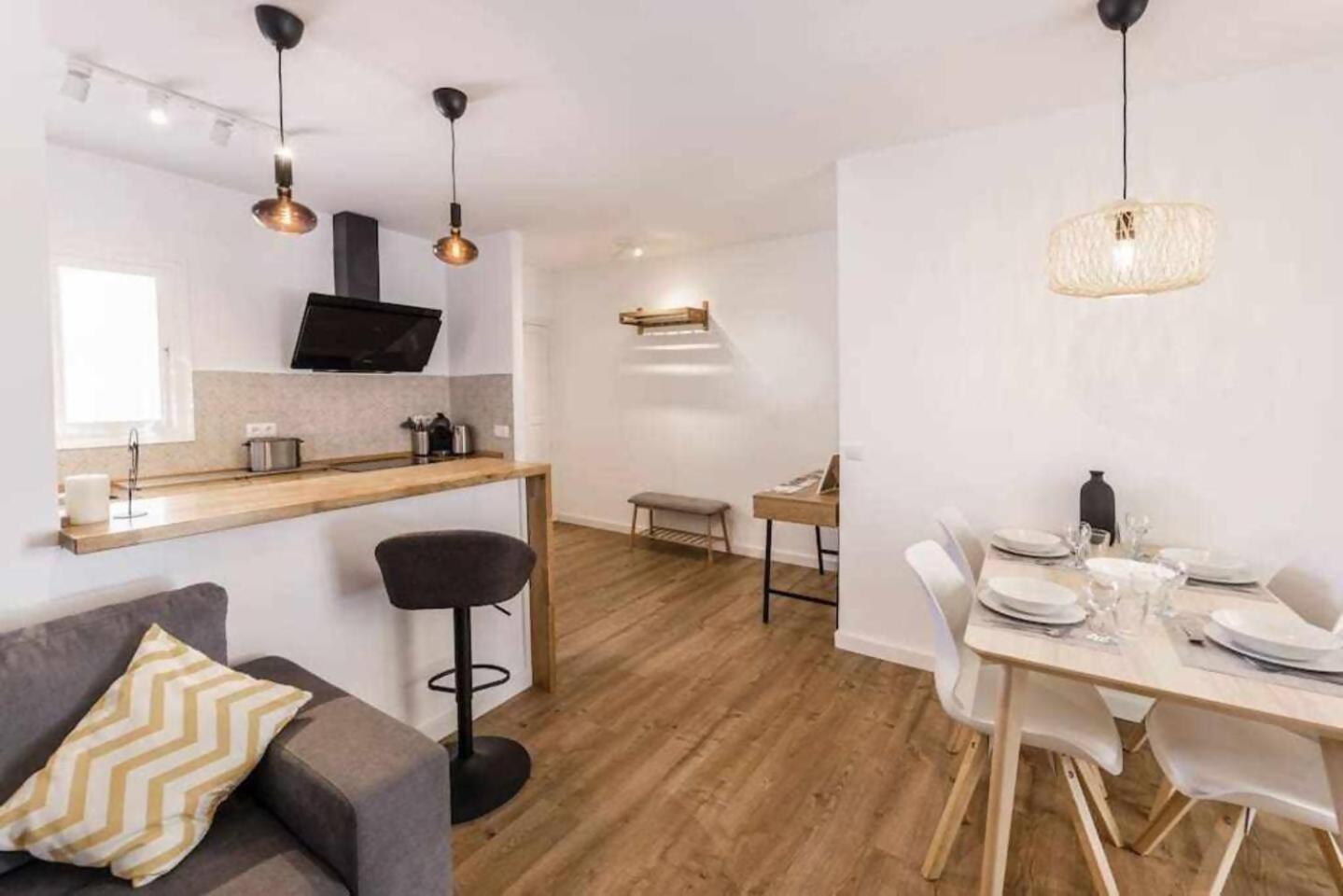 Precioso Apartamento En El Centro De Нерха Экстерьер фото